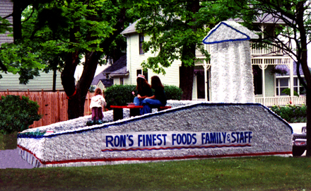rons.jpg (206206 bytes)
